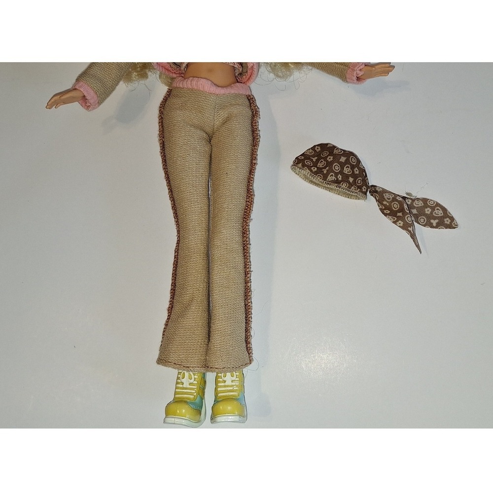 Mattel My Scene Kennedy Doll Y2K Blonde Butterfly Top Knit Tracksuit Bandana - Picture 2 of 5